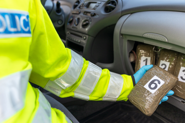  Find Drugs in the Vehicle